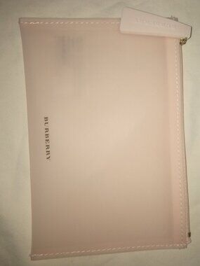 NWOT.AUTHENTIC.BURBERRY PINK POUCH/COSMETIC BAG